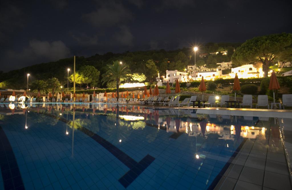 Hotel Cala Di Mola Porto Azzurro Exterior foto