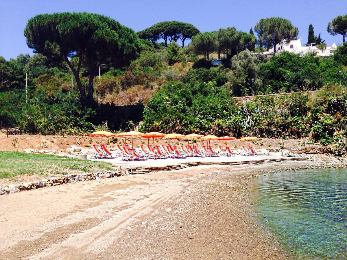 Hotel Cala Di Mola Porto Azzurro Exterior foto